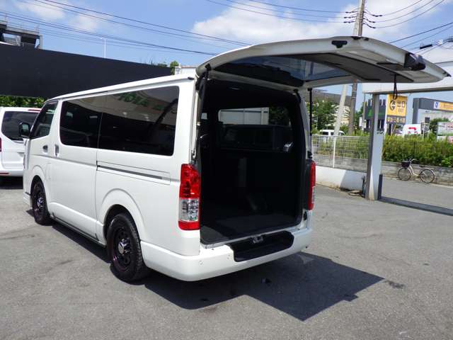 トヨタ ハイエースバン ２．８ スーパーＧＬ ダークプライムＩＩ ロングボディ ディーゼルターボ ４ＷＤ R2年 (関東) 99