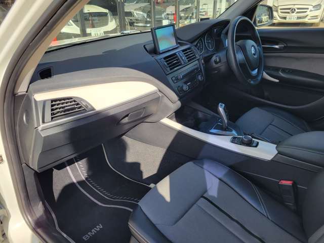 ＢＭＷ １シリーズ １１６ｉ　スタイル H24年 (関東) 99