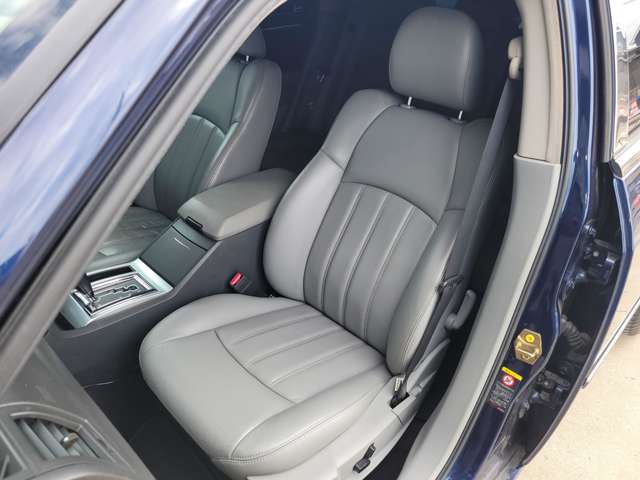 クライスラー ３００Ｃ ３．５ H19年 (関東) 99
