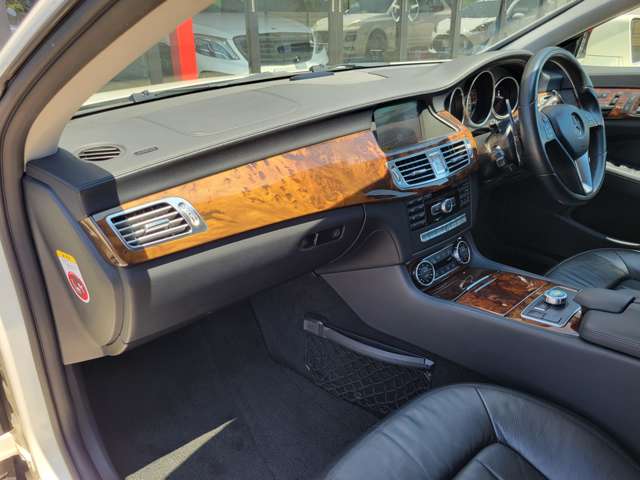 メルセデスベンツ ＣＬＳクラス ＣＬＳ３５０　ブルーエフィシェンシー H24年 (関東) 99