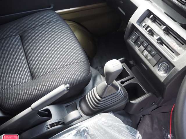 ダイハツ ハイゼットトラック ６６０ ジャンボ エクストラ ３方開 ４ＷＤ R7年 (関東) 99