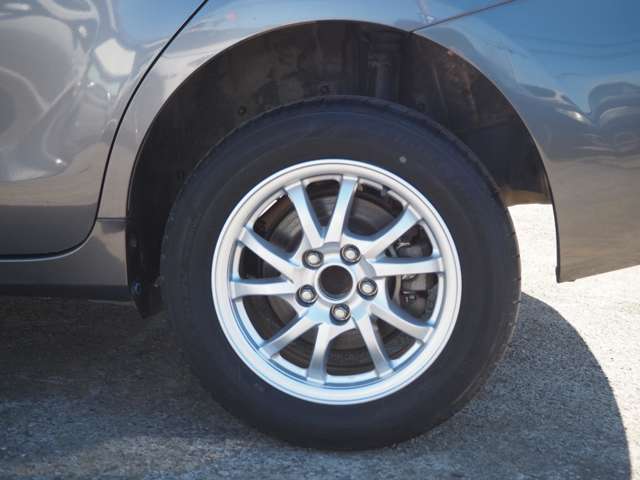 トヨタ プリウスΑ １．８ Ｇ H24年 (関東) 99