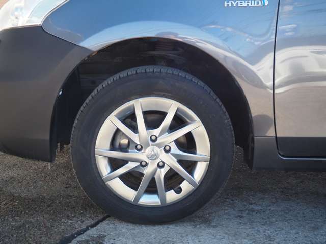 トヨタ プリウスΑ １．８ Ｓ H23年 (関東) 99