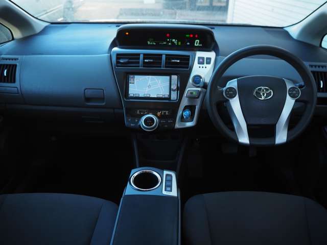 トヨタ プリウスΑ １．８ Ｓ H23年 (関東) 99
