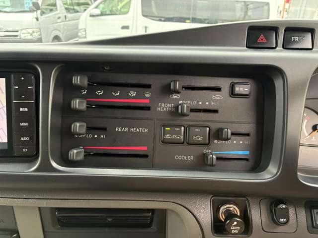 日野自動車 リエッセＩＩ ４．０Ｄターボ H28年 (関東) 99