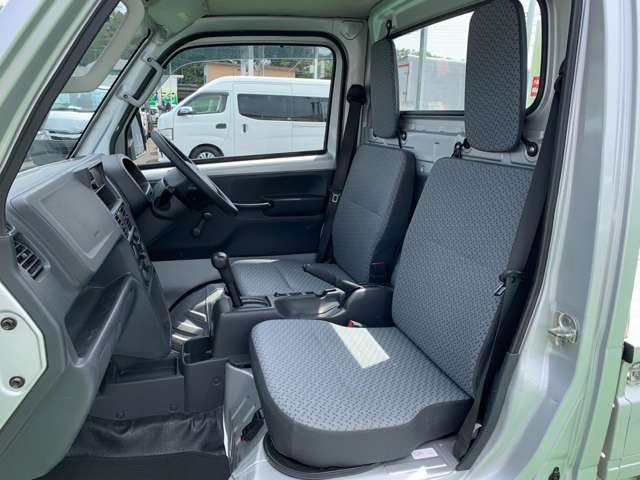 日産 ＮＴ１００クリッパー ６６０ ＤＸ R5年 (関東) 99