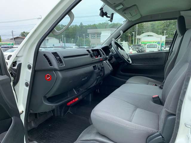 トヨタ ハイエースバン ３．０ ＤＸ ロング ディーゼルターボ ４ＷＤ H29年 (関東) 99