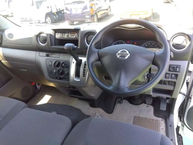 日産 ＮＶ３５０キャラバン ２．５ チェアキャブ 車イス２名仕様 H30年 (関東) 99