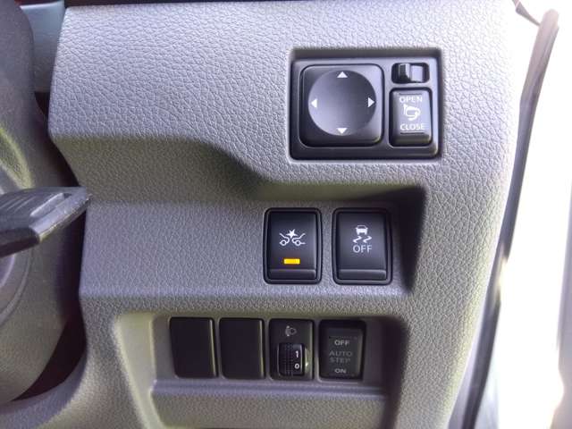 日産 ＮＶ３５０キャラバン ２．５ チェアキャブ 車イス２名仕様 H30年 (関東) 99