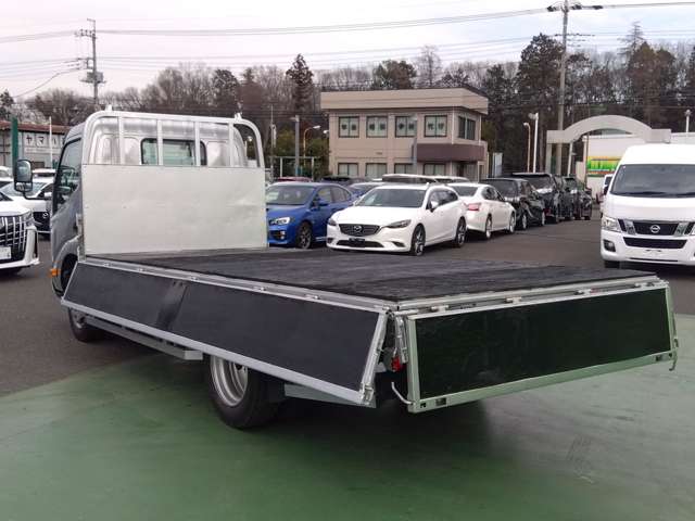 日野自動車 デュトロ ４．０Ｄターボ R1年 (関東) 99