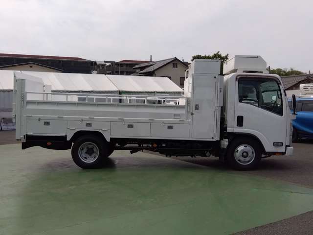 マツダ タイタン ３．０Ｄ H28年 (関東) 99