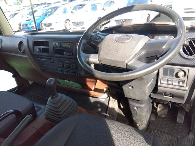 日野自動車 レンジャー ５．１Ｄ R1年 (関東) 99
