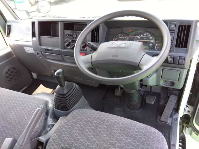 マツダ タイタン ３．０Ｄターボ R2年 (関東) 99
