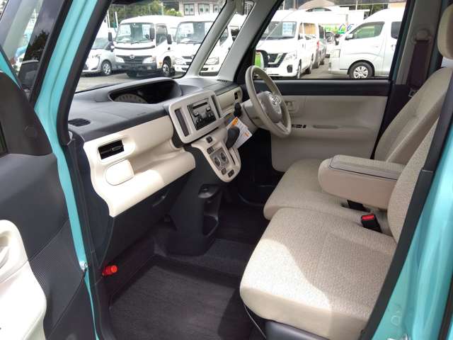 ダイハツ ムーヴ　キャンバス ６６０ Ｌ ＳＡＩＩ H29年 (関東) 99