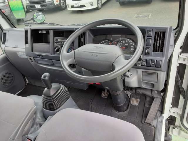 マツダ タイタン ３．０Ｄターボ H27年 (関東) 99