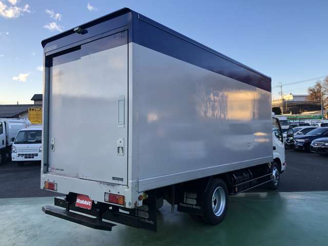 日野自動車 デュトロ ４．０Ｄターボ H27年 (関東) 99