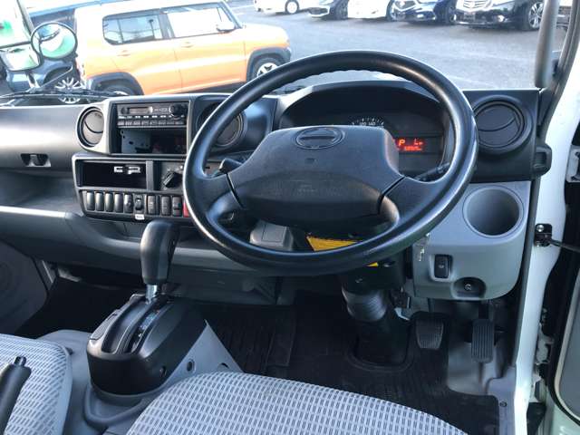 日野自動車 デュトロ ４．０Ｄターボ H27年 (関東) 99