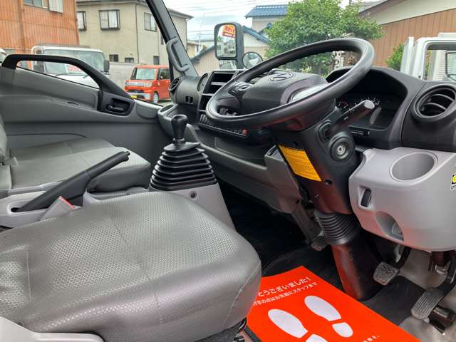 日野自動車 デュトロ ４．０ ワイド ロング 全低床 ディーゼルターボ R2年 (関東) 99