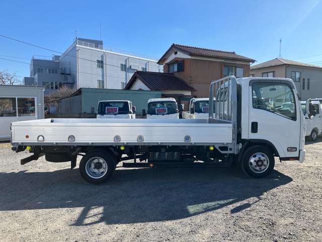 いすゞ エルフ ３．０ ワイド ロング フルフラットロー ディーゼルターボ H29年 (関東) 99