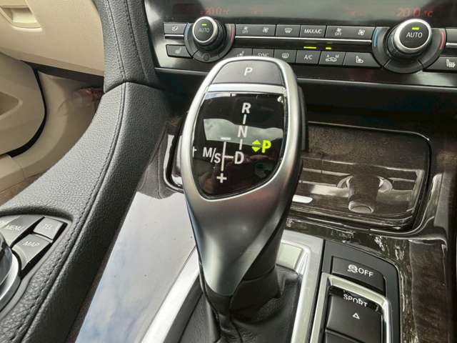 ＢＭＷ ６シリーズ ６４０Ｉ H27年 (関東) 99