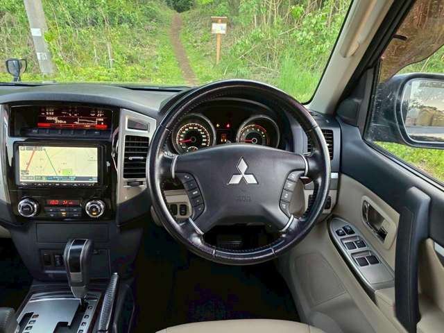 三菱 パジェロ ３．２ ロング エクシード ディーゼルターボ ４ＷＤ H27年 (関東) 99