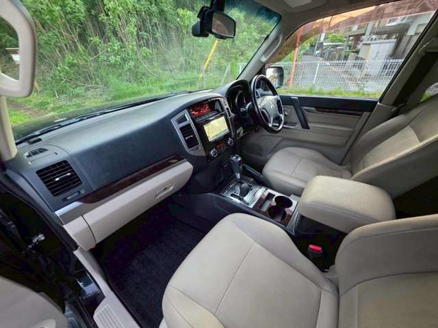 三菱 パジェロ ３．２ ロング エクシード ディーゼルターボ ４ＷＤ H27年 (関東) 99