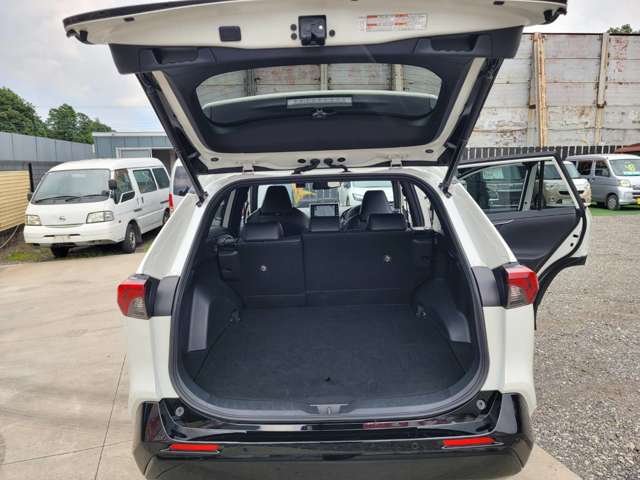 トヨタ ＲＡＶ４　ＰＨＶ ２．５ Ｇ Ｚ Ｅ－ＦＯＵＲ ４ＷＤ R3年 (関東) 99