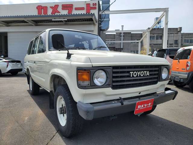 トヨタ ランドクルーザー７０ ４．２ 観音扉 ４ＷＤ S58年 (関東) 99