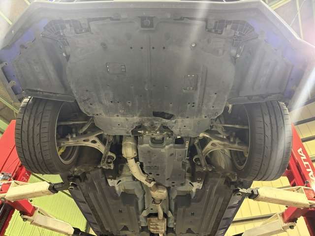 スバル ＷＲＸ　ＳＴＩ ＳＴＩ ２．０ ４ＷＤ H29年 (関東) 99