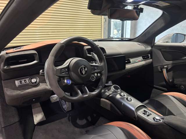 マセラティ ＭＣ２０チェロ ３．０ R5年 (関東) 99