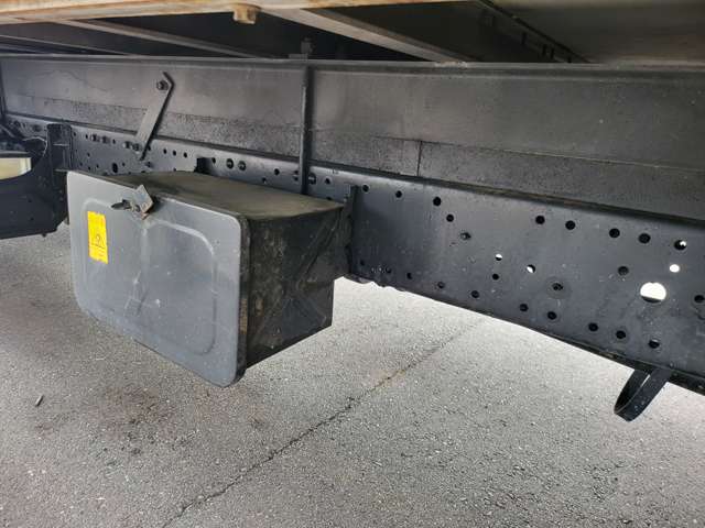 三菱フソウ キャンター 積載２０００ＫＧ H18年 (関東) 99