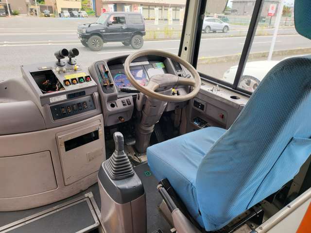 日野自動車 ポンチョ ３４人乗リ H18年 (関東) 99