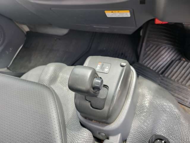 いすゞ エルフ 箱車 H20年 (関東) 99
