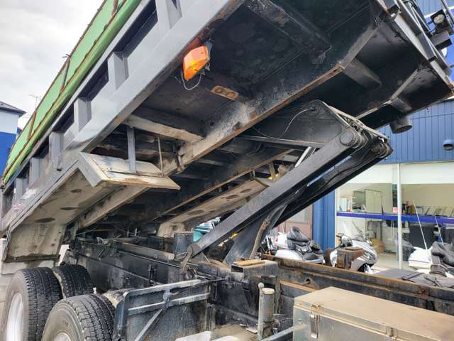 日野自動車 プロフィア 積載８８００ＫＧ H23年 (関東) 99