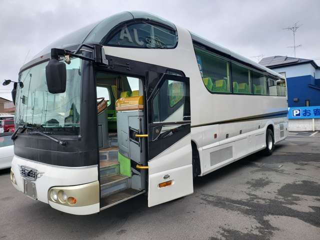 ボルボ アンダーフロア大型バス サロンバス H13年 (関東) 99