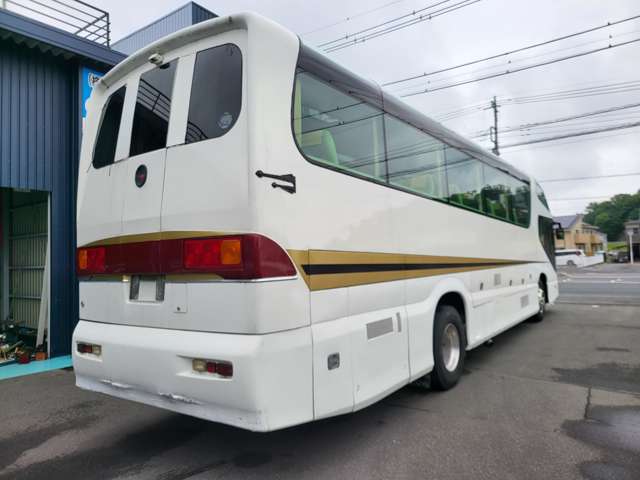 ボルボ アンダーフロア大型バス サロンバス H13年 (関東) 99