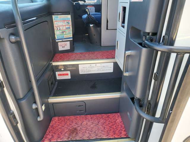 ヒョンデ 大型観光バス ４７人乗リ H25年 (関東) 99