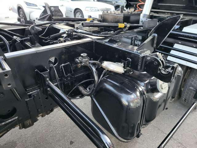いすゞ エルフ ３．０ 強化ダンプ ロング 高床 ディーゼルターボ H23年 (関東) 99