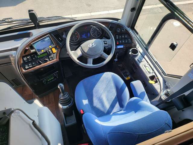 ヒョンデ ユニバース 大型観光バス H28年 (関東) 99