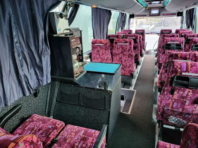 メルセデスベンツ ネオプラン大型乗合バス ４４人乗リ H14年 (関東) 99