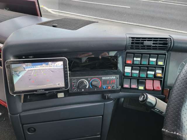 メルセデスベンツ ネオプラン大型乗合バス ４４人乗リ H14年 (関東) 99