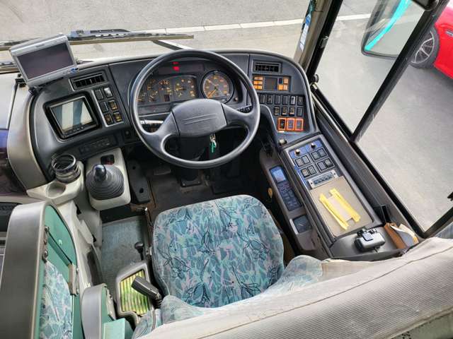 いすゞ ガーラ 中型観光バス H11年 (関東) 99