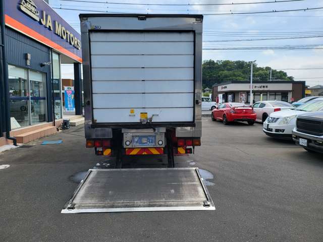 三菱フソウ ファイター 冷蔵冷凍車 H28年 (関東) 99