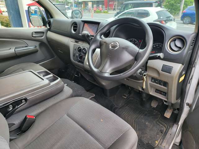 日産 ＮＶ３５０キャラバン ２．５ クールバン ＤＸ ロングボディ ディーゼルターボ H27年 (関東) 99