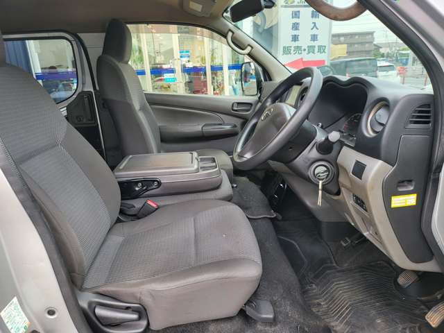 日産 ＮＶ３５０キャラバン ２．５ クールバン ＤＸ ロングボディ ディーゼルターボ H27年 (関東) 99