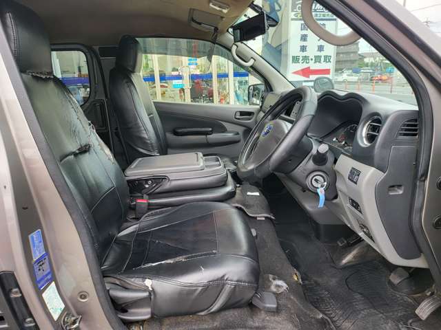 日産 ＮＶ３５０キャラバン ２．５ ＤＸ ロングボディ 平床 ディーゼルターボ H27年 (関東) 99