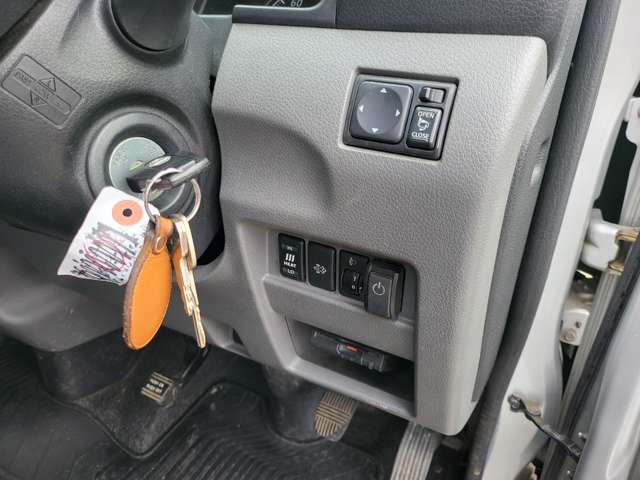 日産 ＮＶ３５０キャラバン ２．５ ＤＸ ロングボディ ディーゼルターボ ４ＷＤ H26年 (関東) 99