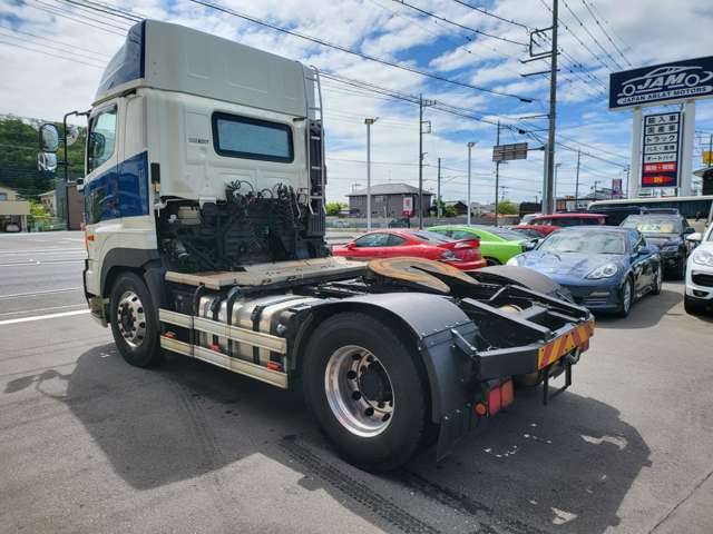日野自動車 プロフィア トラクターヘッド H29年 (関東) 99