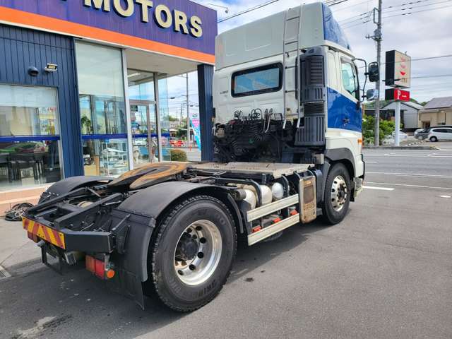 日野自動車 プロフィア トラクターヘッド H29年 (関東) 99