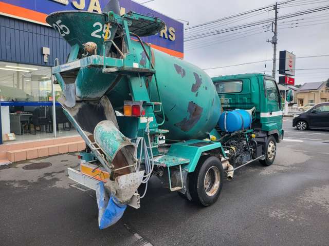 いすゞ ジャストン コンクリートミキサー車 クラッチ無シ H17年 (関東) 99